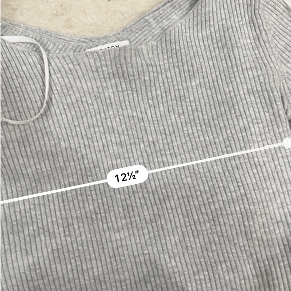 Aritzia Babaton Kitano sweater grey cross back - Picture 6 of 6